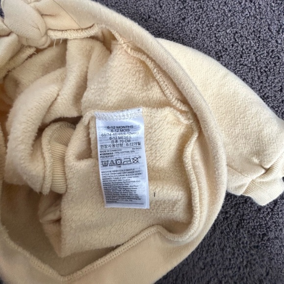 GAP Baby Cream Pullover - Picture 4 of 4